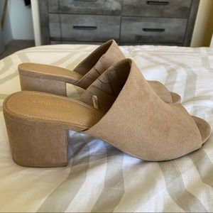 Tan Low Heel Christian Siriano Mules